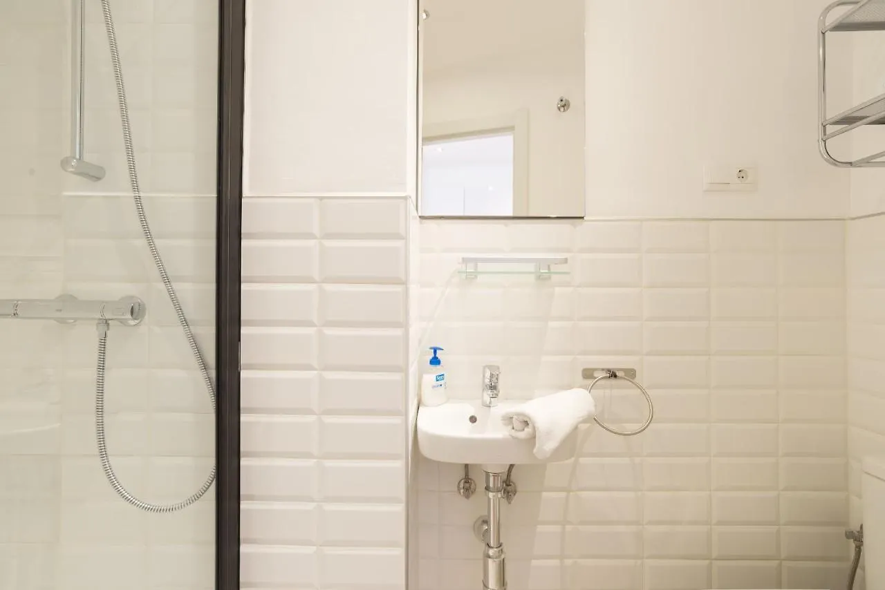Urbe10 Plaza De La Constitucion 1 Bedroom Apartment Málaga