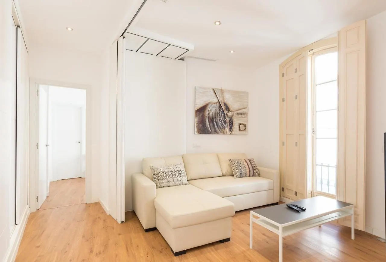 Urbe10 Plaza De La Constitucion 1 Bedroom Apartment Málaga